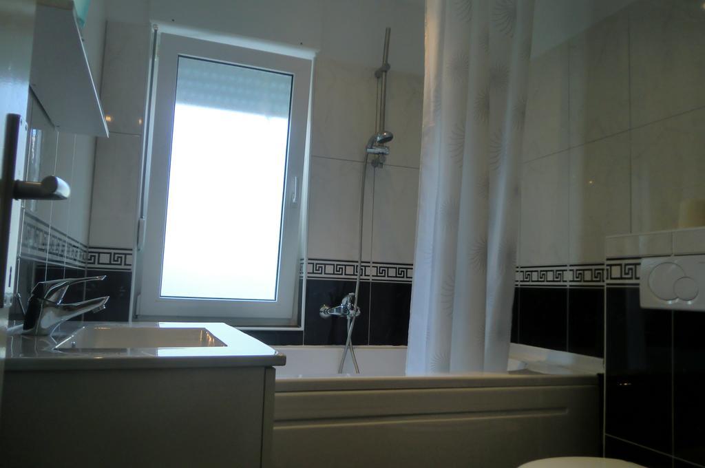 Apartments Marjan Podstrana Room photo